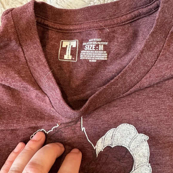 Hokies Tshirt - Picture 3 of 3